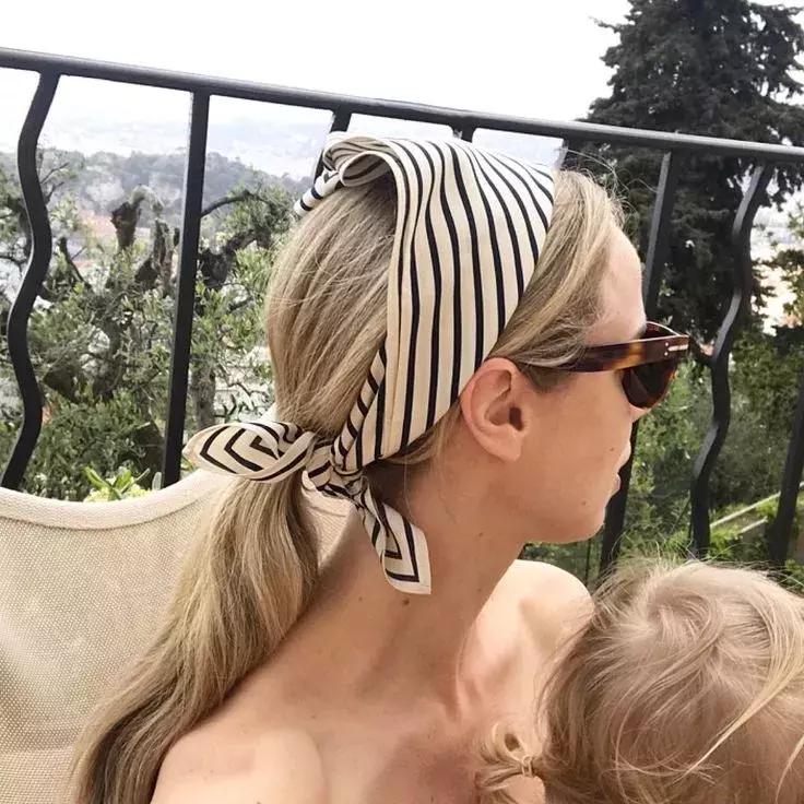 各种丝巾怎么戴,丝巾各种各样戴法