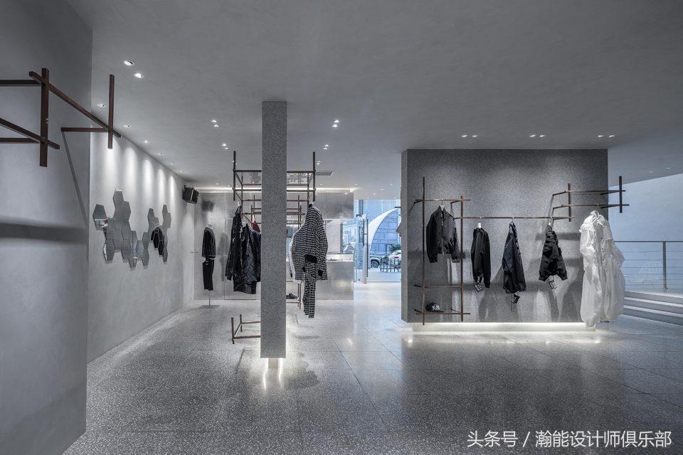 贵阳“31度灰”时尚艺术馆,以艺术馆的形式来设计时尚买手店