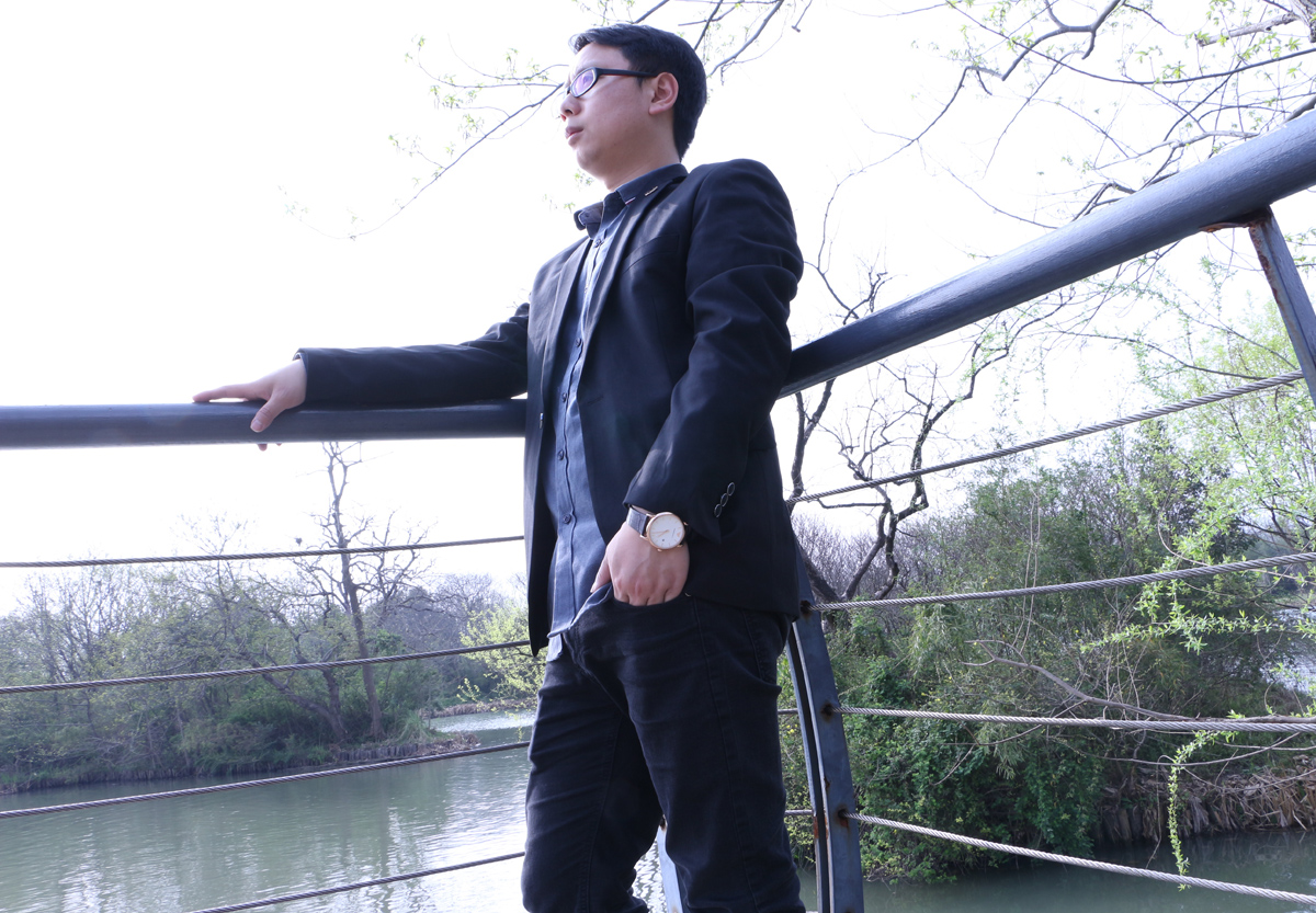 阿玛尼从来不缺仪式感,阿玛尼男款手表复古