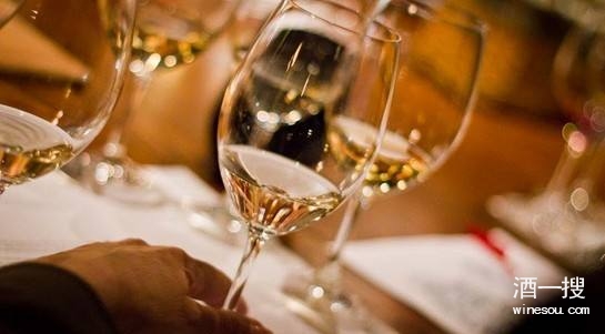 白葡萄酒品尝的正确方法,白葡萄酒品鉴学习