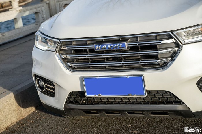 哈弗h6蓝标1.5t测评,第三代哈弗h61.5t2.0t选哪个好