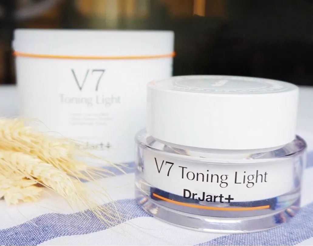 素颜霜怎么防脱妆,素颜霜比较容易脱妆吗