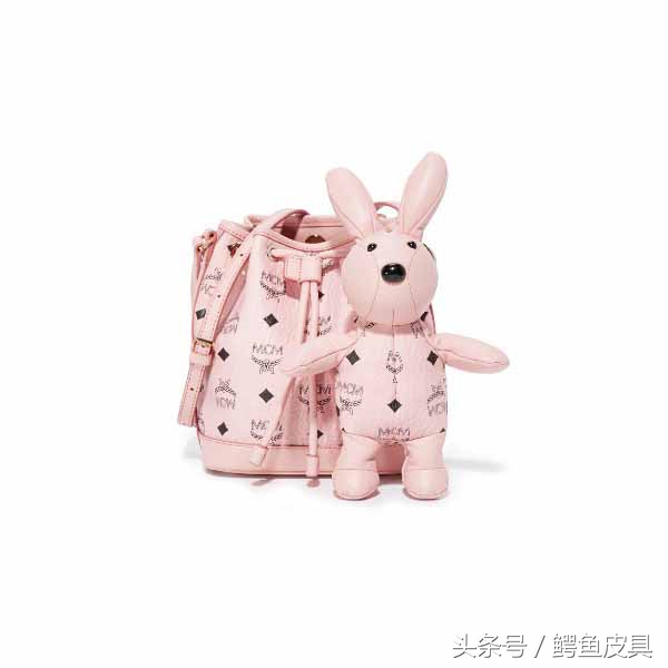 旅行箱是聚碳酸酯好还是pc材质好,聚碳酸酯行李箱结实吗