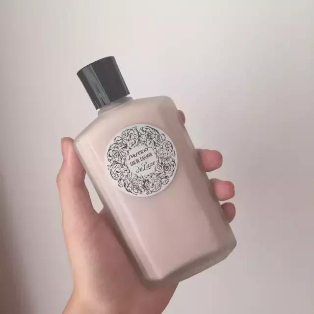 便宜大碗的高保湿化妆水,平价清洁化妆水