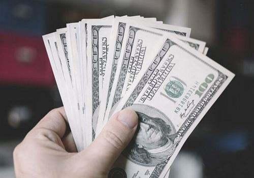 想办信用卡怎么查额度,想申请信用卡怎么联系卡员