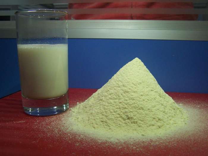 怎样鉴别奶粉是真的还是假奶粉,市场上的假奶粉