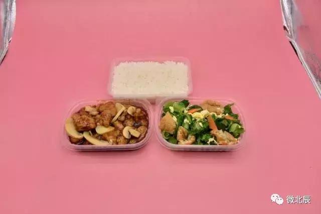 让北辰区老人吃的更舒服！每天15元，饭菜送到家~