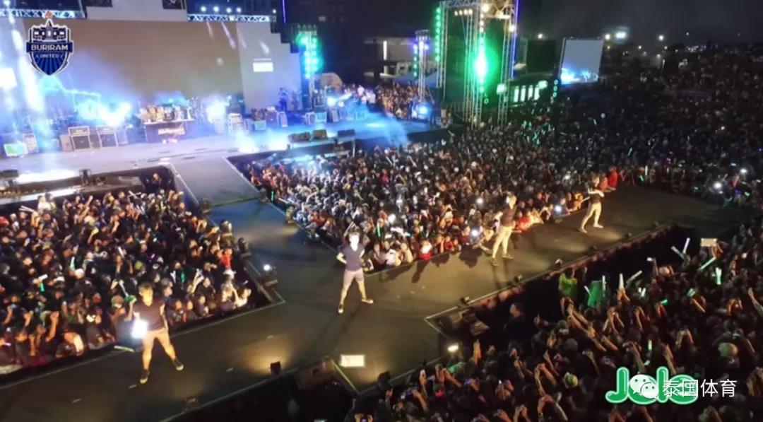 盘点:炼尸房边、大海之滨和群山环绕的泰国十大神奇球场