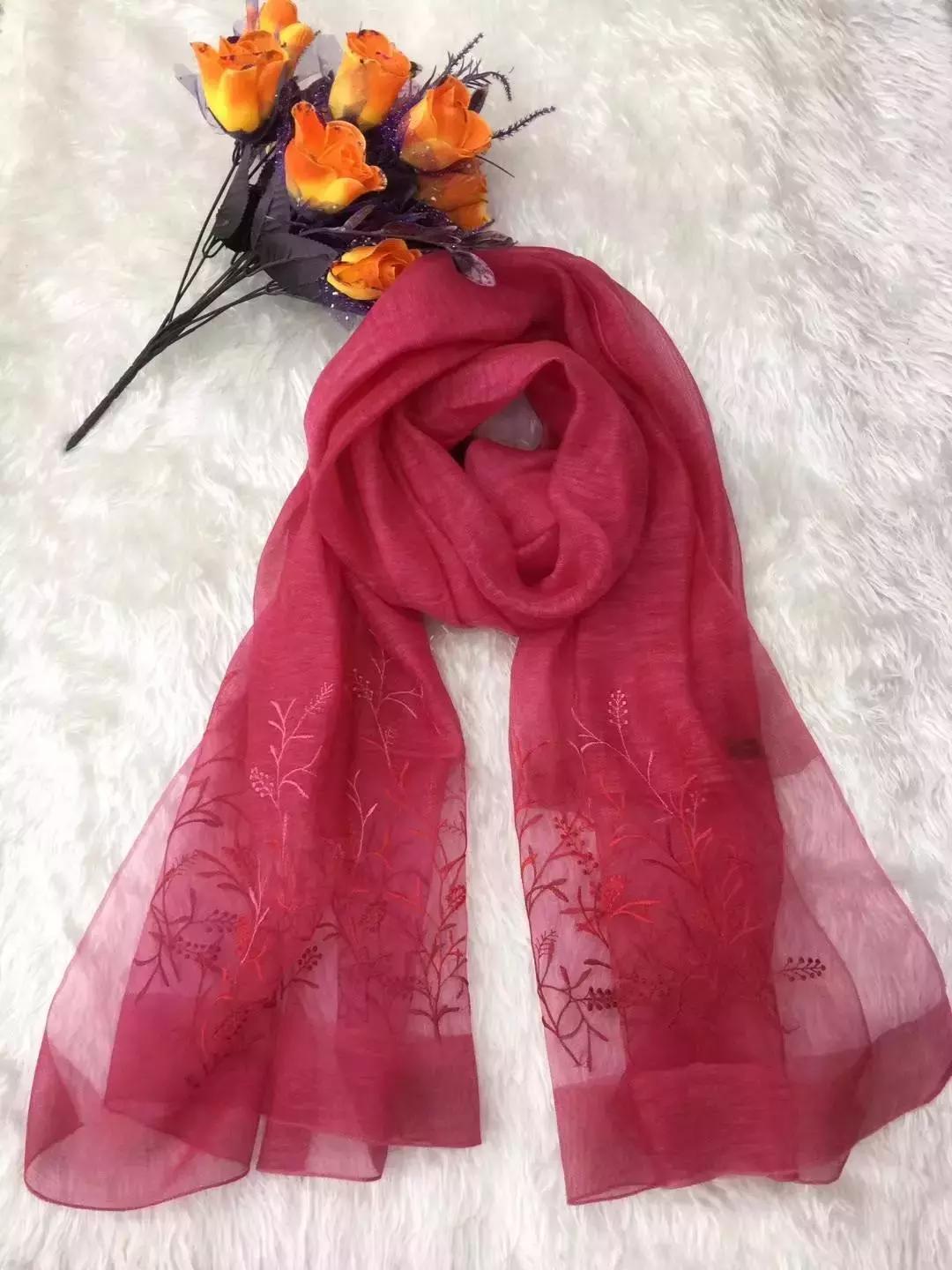 天丝刺绣丝巾,织围巾真丝