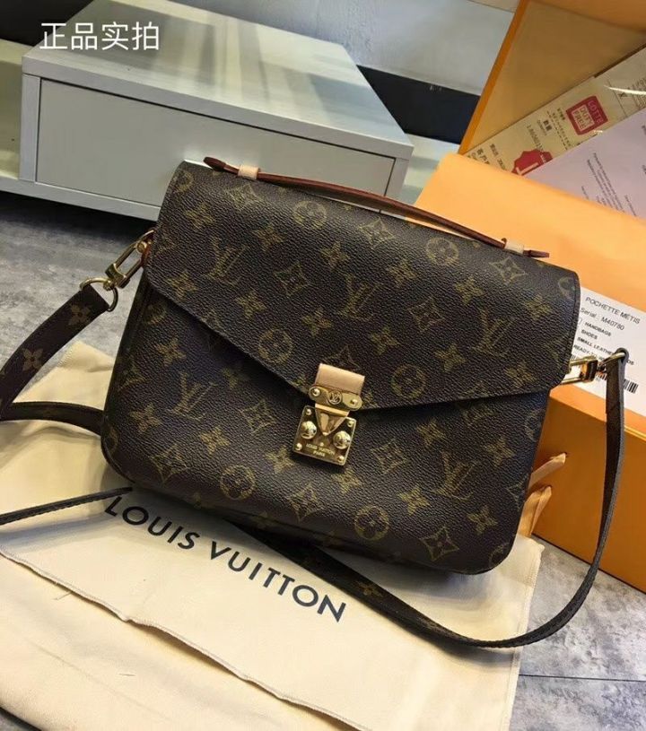 LV离职柜姐：为什么你看见的LV包，细节都对了，但却可能也是高仿