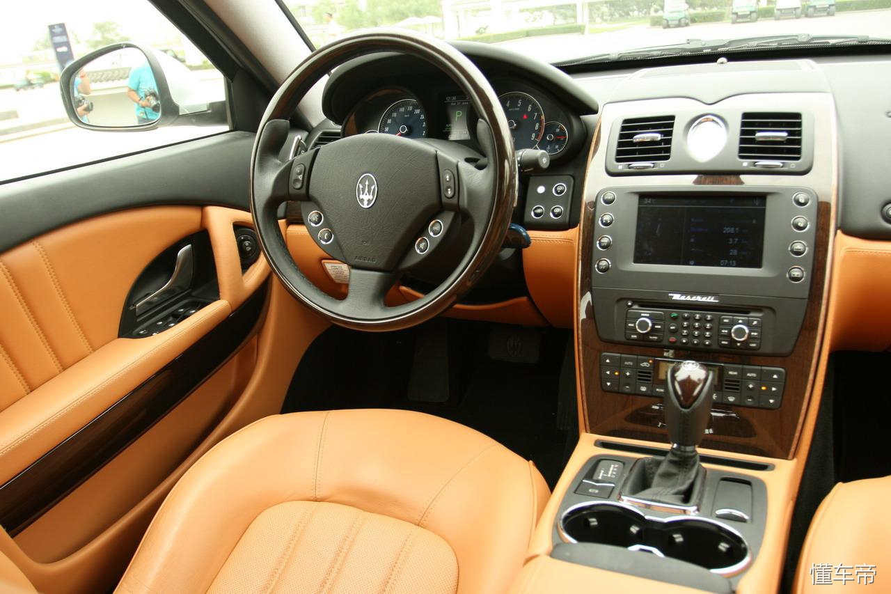 新车到家怎么除异味,新车除异味正确方法