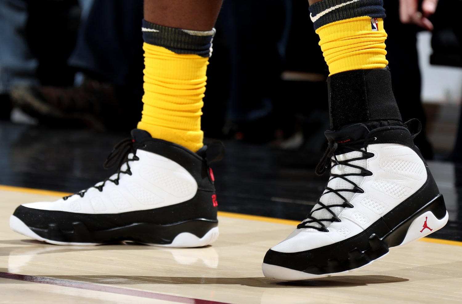 nba十大经典篮球鞋,最新nba上脚篮球鞋