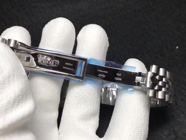 灰灰评测Noob劳力士星期日志型系列126334腕表