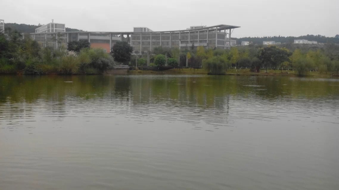 我的母校，位于四川绵阳得西南科技大学，那些迷人得景色