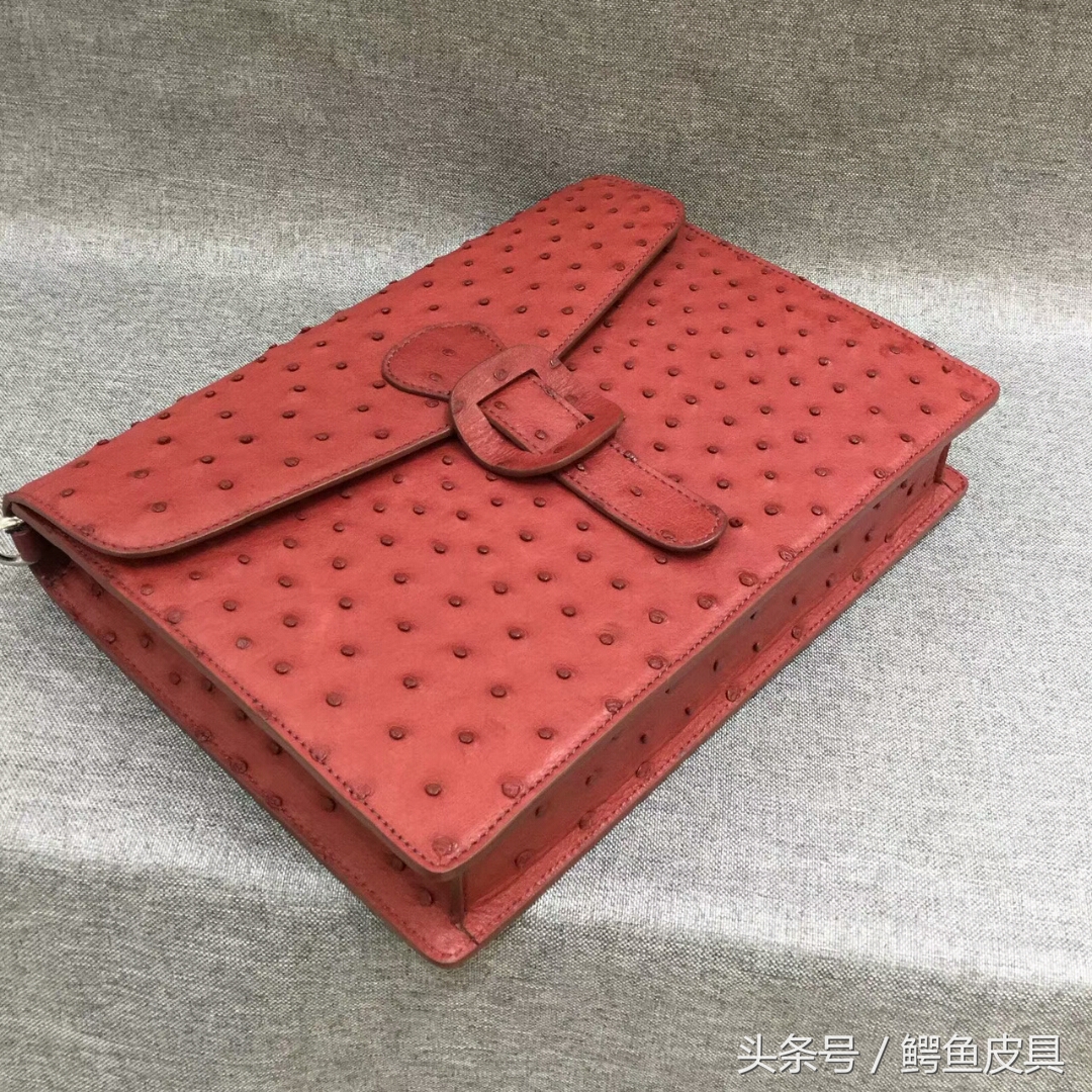 秋冬手袋流行元素,热门手袋款式