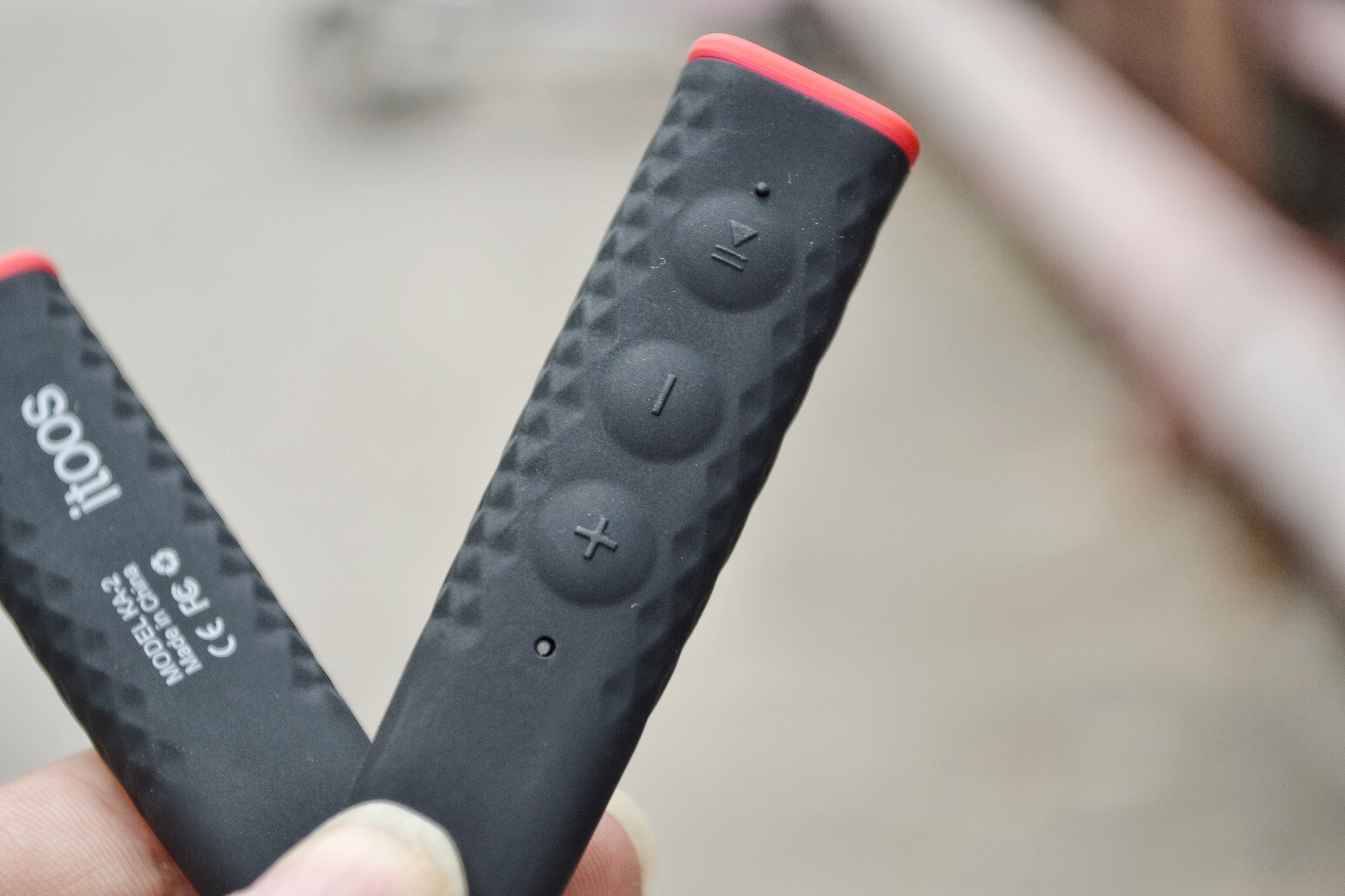 运动休闲范，超高性价比，itoosKA2项圈式音乐蓝牙耳机试听