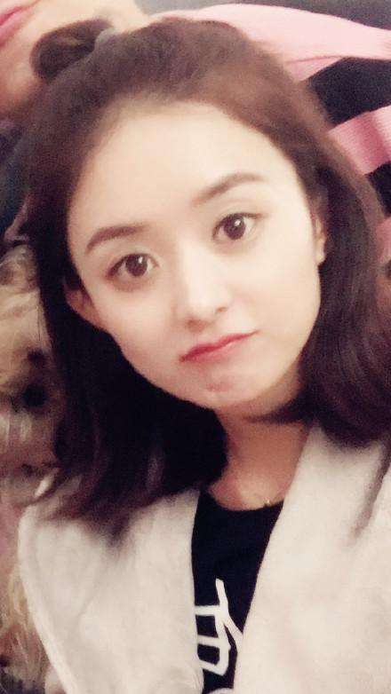 小猪佩奇身上纹，精致的猪猪女孩不止赵丽颖，张俪的这张简直满分