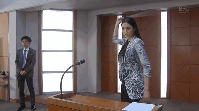 这分明是大长腿写真秀，日剧一烂起来也能登峰造极！