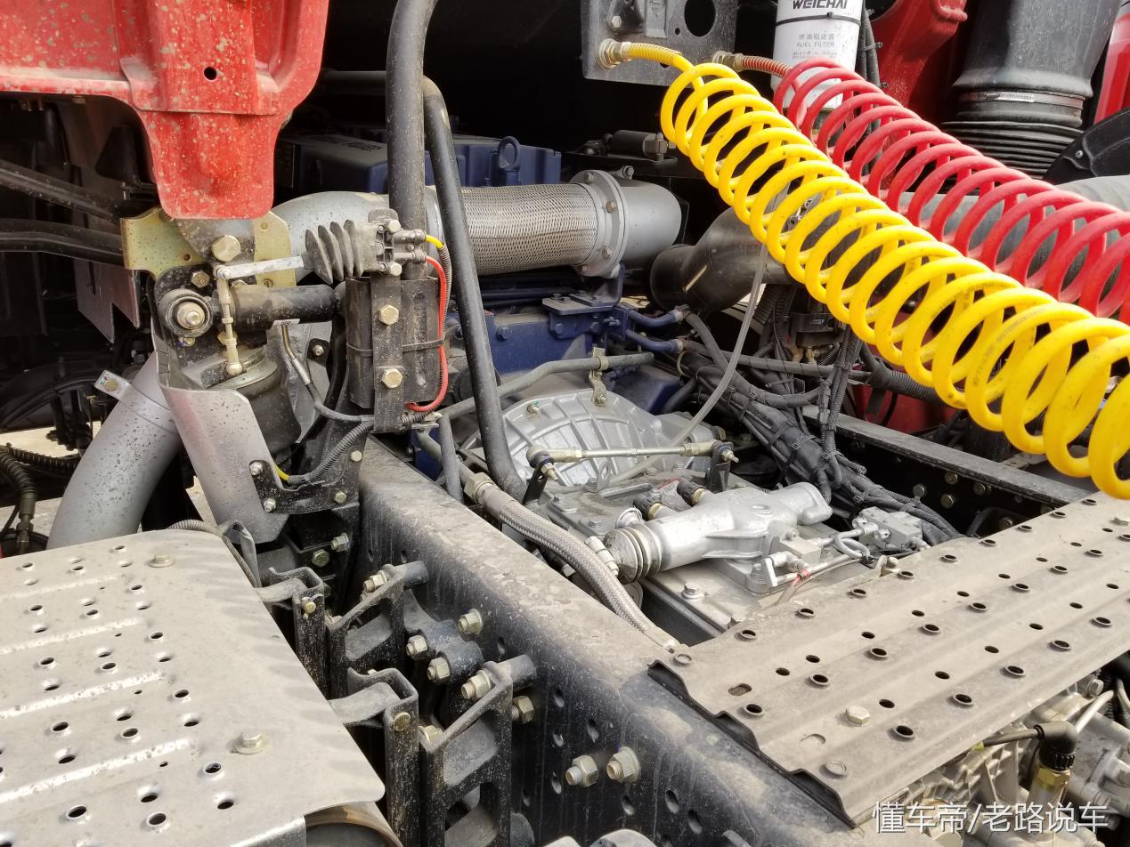 陕汽德龙新m3000s讲解,陕汽德龙新m3000制动回路气压低