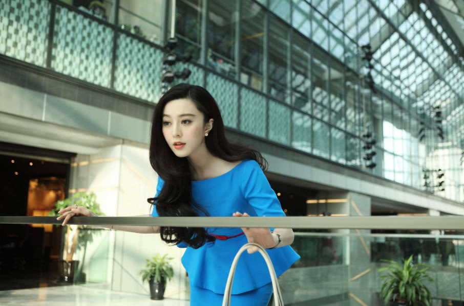 范冰冰上学的照片,范冰冰清纯图片早期