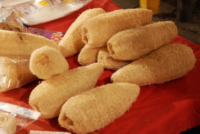 清迈星期日最大的夜市,清迈最大的露天夜市