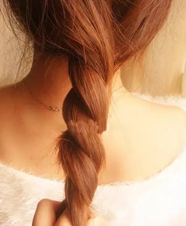 盘发简单发型教程,韩式温婉淑女盘发新娘