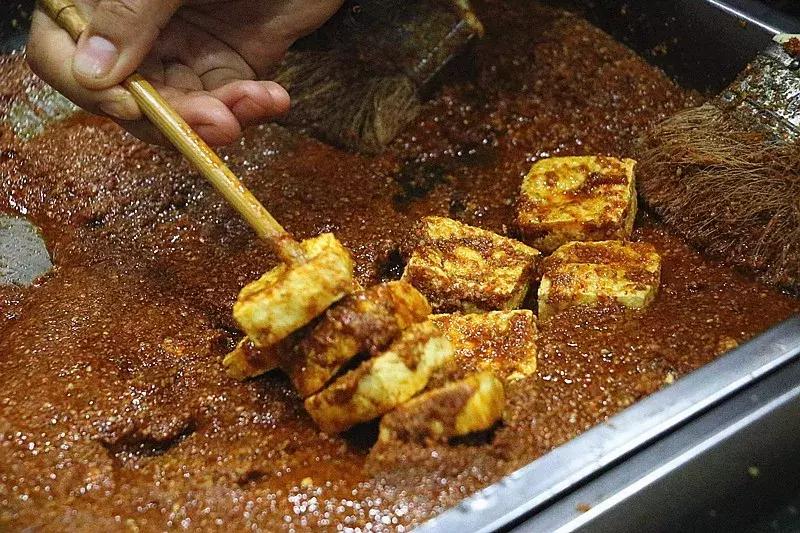 集齐大连7家好吃的臭豆腐小店,大连美食推荐必吃臭豆腐