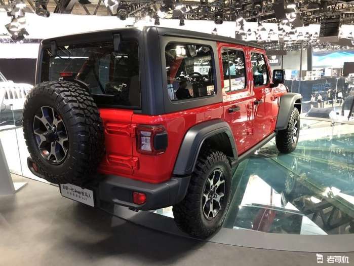 牧马人rubicon自动敞篷版试驾,jeep新牧马人rubicon海外售价