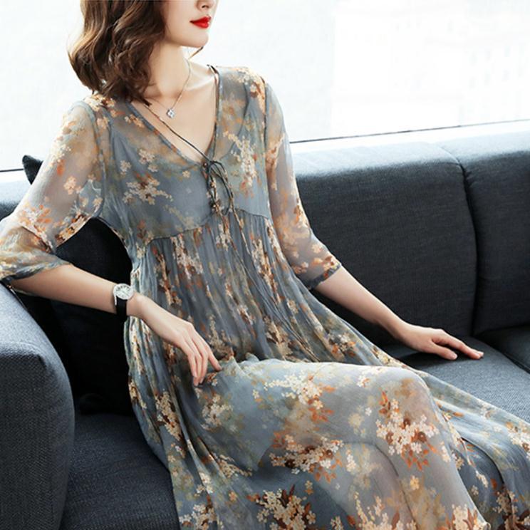 碎花连衣裙穿起来显胖有什么方法,骨架大肩宽胯宽秋天穿碎花裙效果