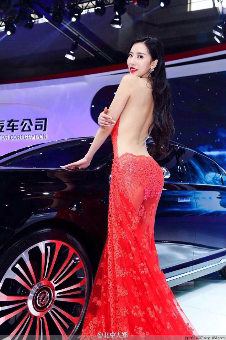 盘点车展上的那些奇葩车模,北京车展为什么没车模