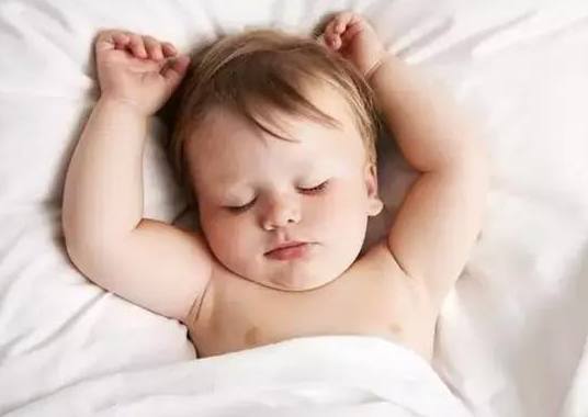 胎儿为什么总是晚上爱动？原因你绝对想不到，好暖！