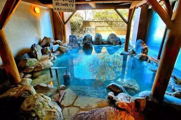 还出什么国？去了易县，等于去了全世界，不信你看！