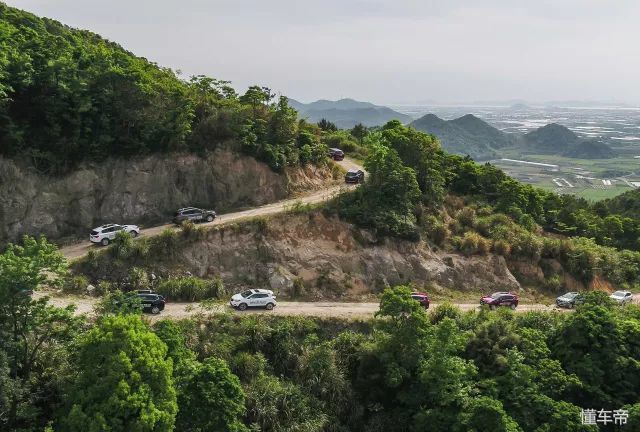 昂科威各有什么优缺点,昂科威哪一年更值得选