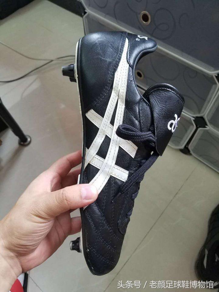 1994世界杯足球鞋回顾视频,2010世界杯足球鞋款式