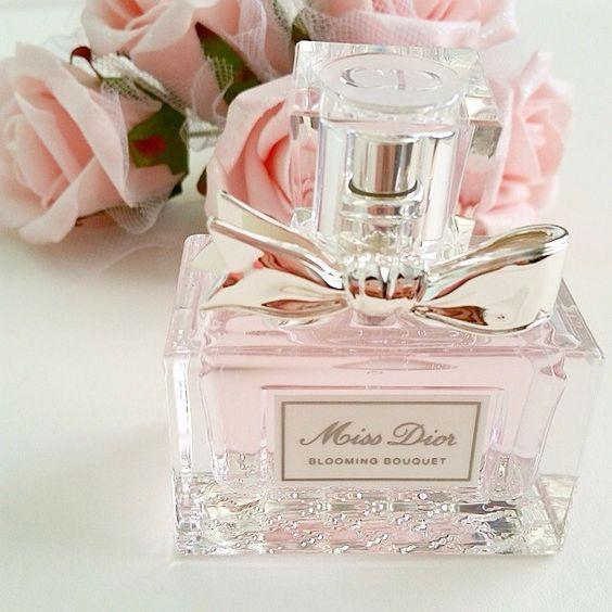 经典香水怎么选最好用女士,经典大牌香水哪款好用