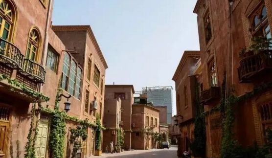 五一小长假北疆旅行,五一游玩的小短文50字