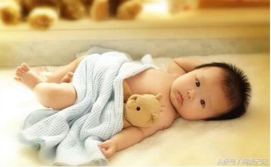 孕妇肚子长妊娠纹图片,孕妇肚子上一般有妊娠纹吗