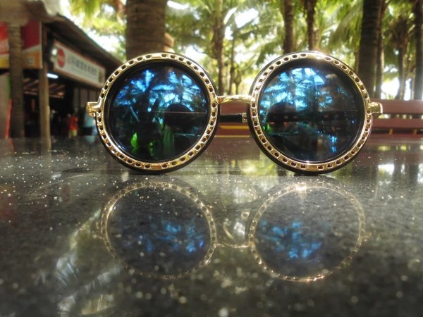 鍥涙湀骞胯タ椋庢櫙,鍥涙湀娴峰崡瀹炴媿