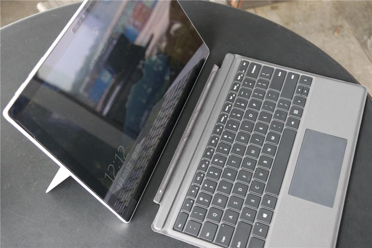 便携性能笔记本,便携续航能力强的笔记本电脑