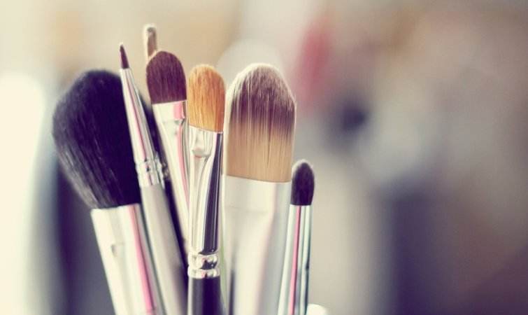 周末胡吃海喝长7斤如何挽救,回南天闷出来的痘痘怎么去除