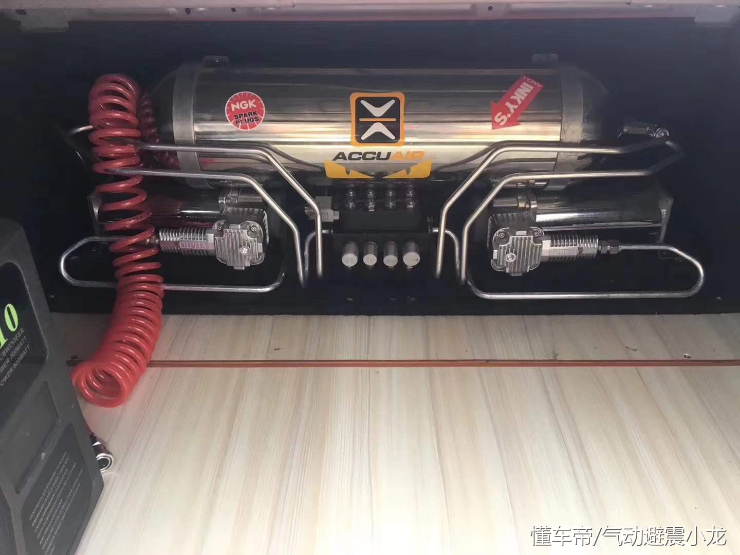 乖乖马自达6阿特兹改装气动避震低趴姿态太漂亮了