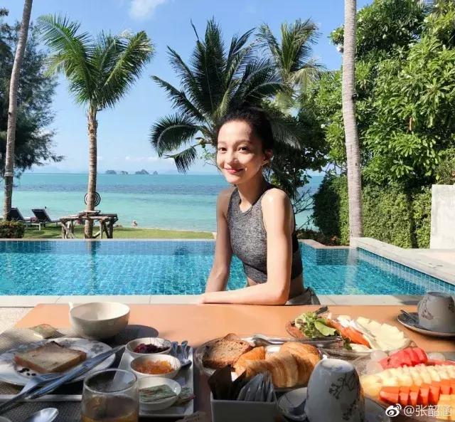 一恍11年，归来仍是少女颜！