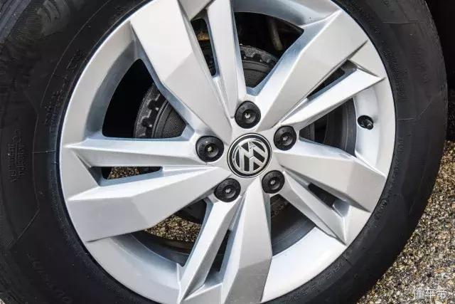 试驾最新款大众polo评测视频,海外2020大众polo