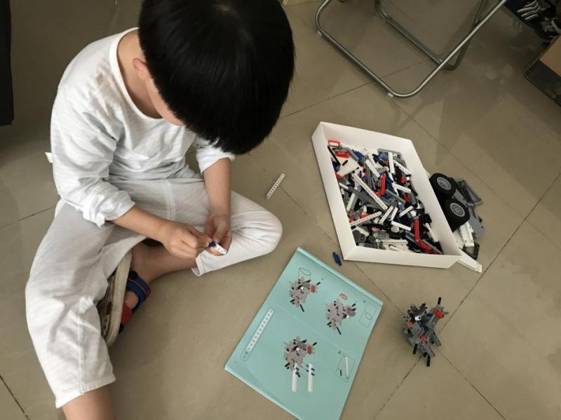 儿童玩具米兔矿山车,米兔智能积木玩具视频