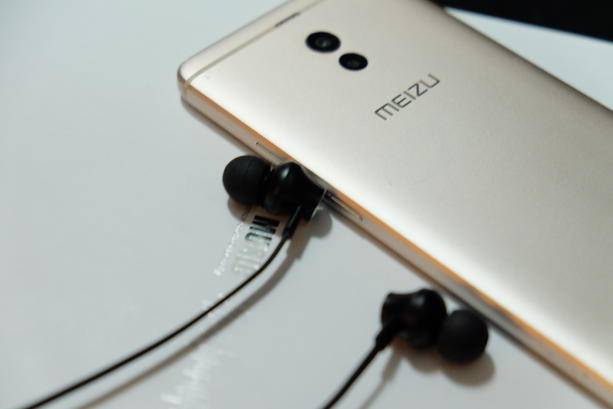 百元蓝牙耳机性价比之王漫步者z1,z1耳机测评