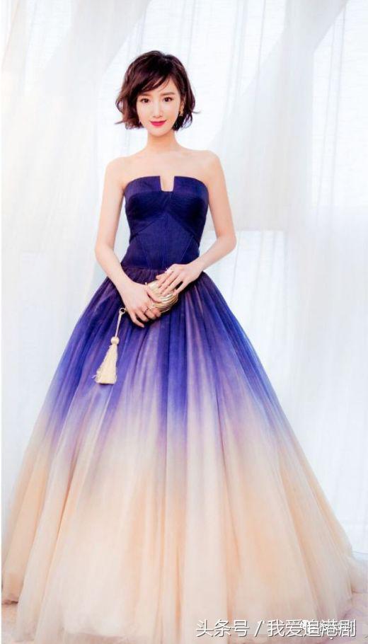 张钧甯被鱼尾裙坑了?她身上这条美上热搜的礼服裙被质疑是山寨的