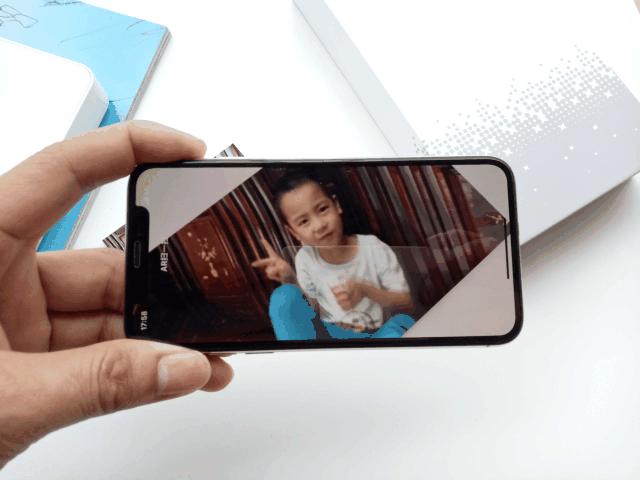 用照片纪念成长难忘时刻，极印手机照片打印机评测