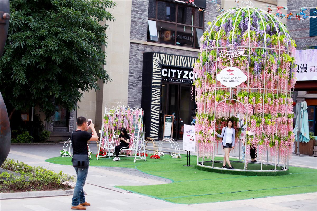 重庆小情侣秀恩爱,重庆小情侣旅游