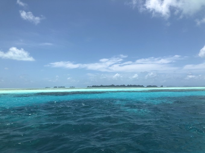 帕劳的海景风光给人美的享受,帕劳的海洋和沙滩风景图片