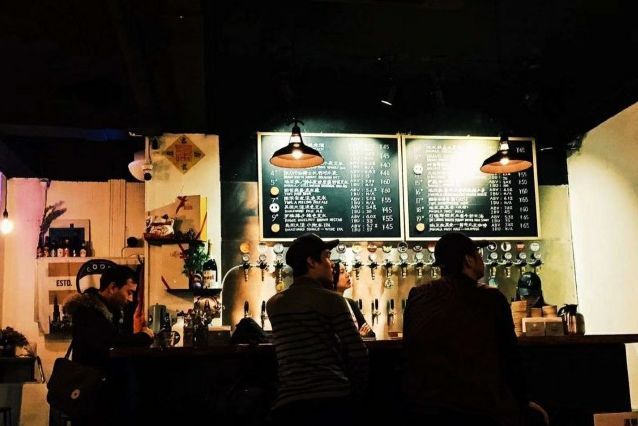 西安藏在市区的户外小众酒馆,西安隐藏的民谣小酒馆